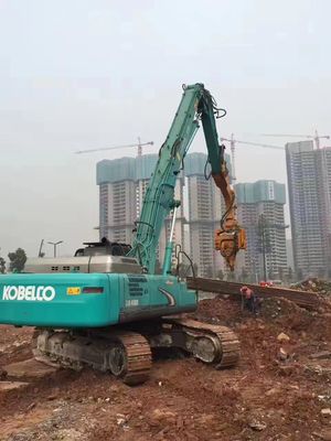 Hocheffizienter Bagger ZX520 Pfahlarm Q355B/Q690D städtischer Sanshui Umleitung Eisenbahnbrücke Projekt öffnet sich unter einem Winkel von 160 Grad