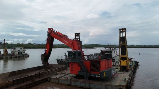 Langarm Baggerarm mit Eimer und Zylinder für  KOBELCO Hitachi