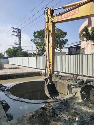 Starke Ausgrabungsleistung Ausgrabungsmaschine Schiebearm SH240 für die U-Bahn Jacking Tunnel 24T mit Zubehör
